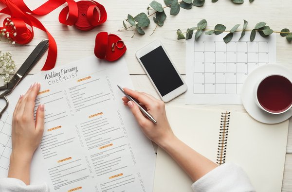 Comment devenir un bon wedding planner?