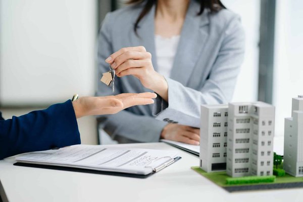 Quelles certifications écologiques sont importantes pour une agence immobilière ?